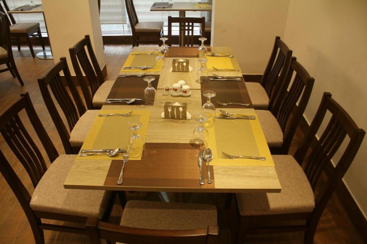 Priyo Nibash Stylish Residential Hotel Дакка Экстерьер фото