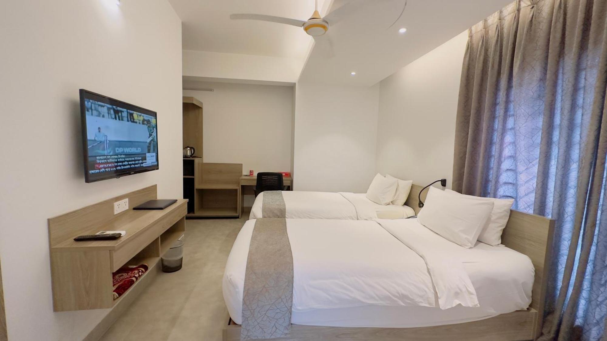 Priyo Nibash Stylish Residential Hotel Дакка Экстерьер фото