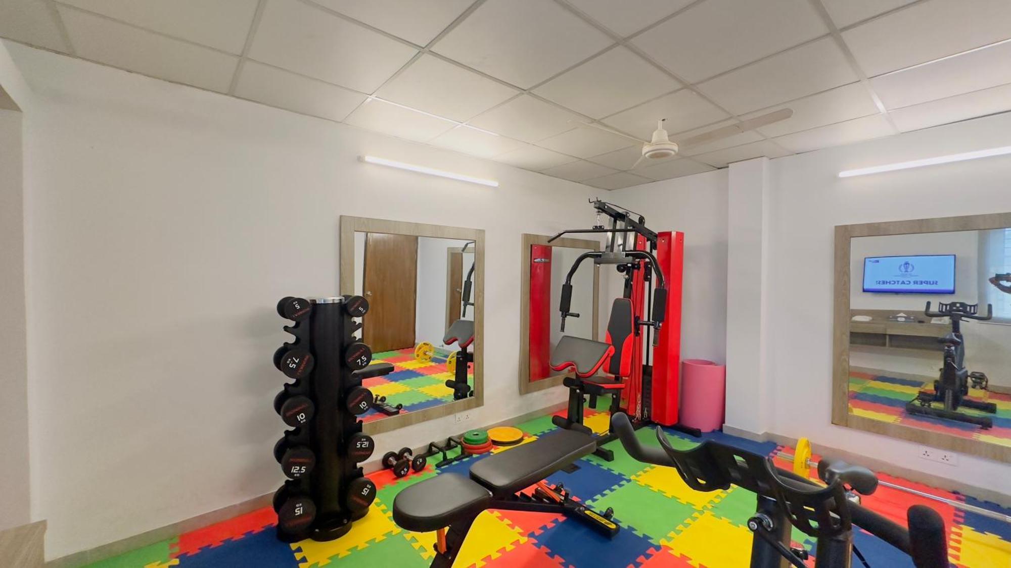 Priyo Nibash Stylish Residential Hotel Дакка Экстерьер фото