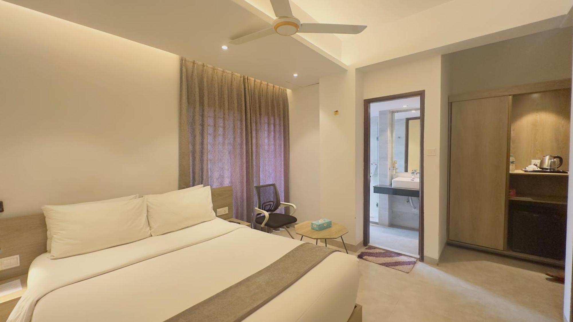 Priyo Nibash Stylish Residential Hotel Дакка Экстерьер фото